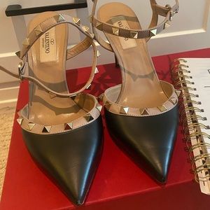 Valentino Rockstud Sling Back Black size 36.5